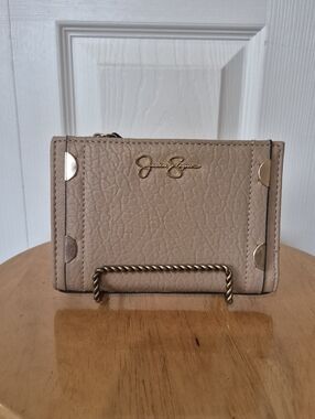Jessica Simpson beige wallet center divide zip